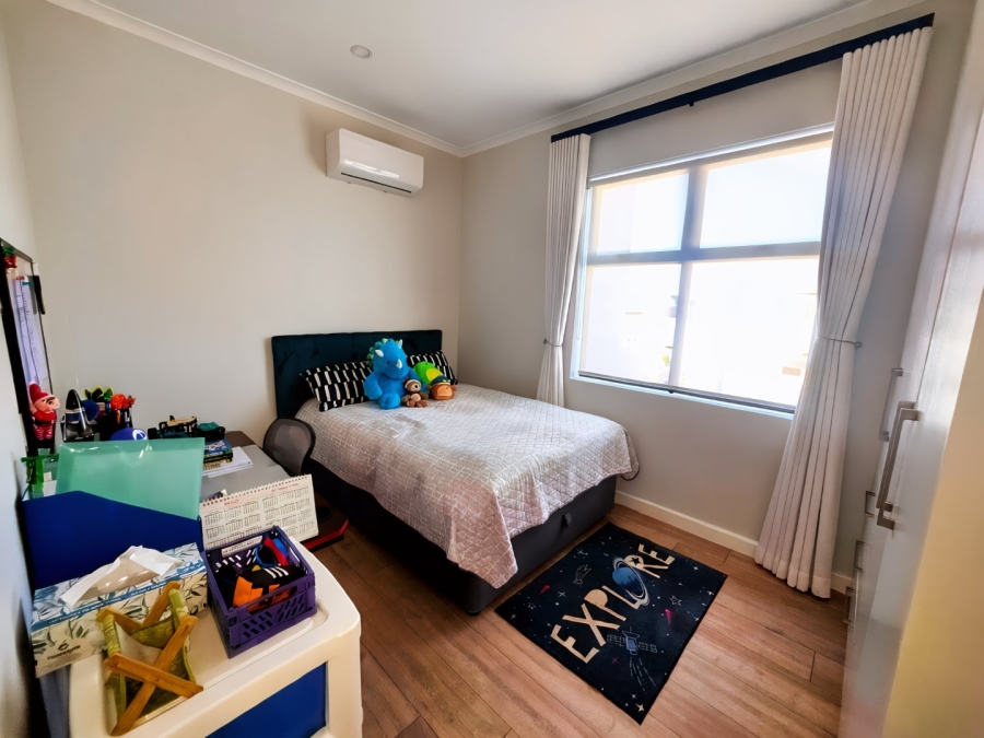 4 Bedroom Property for Sale in Sandown Western Cape